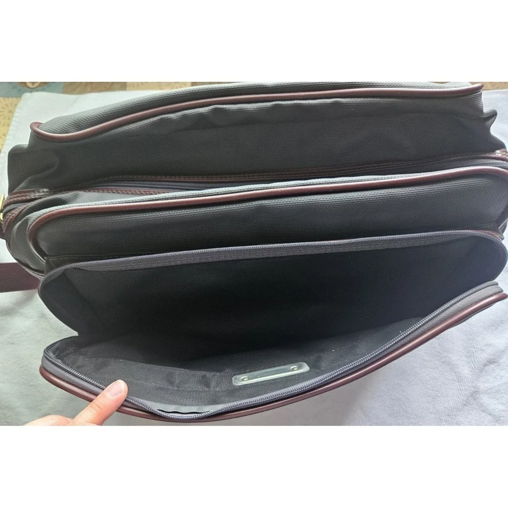 Vintage Samsonite Series‎ 2100 Carry-On Travel Bag Gray Burgundy Shoulder Strap